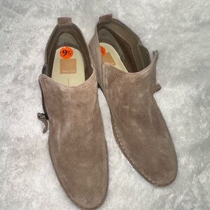 Dolce Vita Stylish Suede Ankle Boots